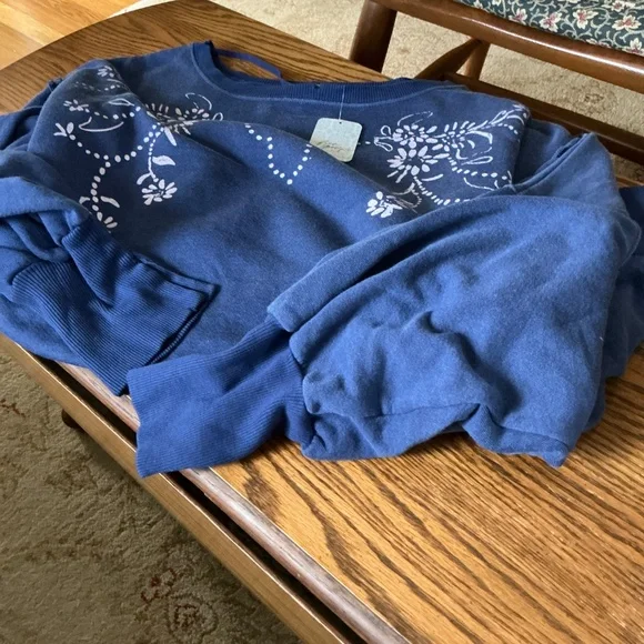 Free People We The Free Graphic Camden in Blue sz Large NWT - Picture 7 of 7